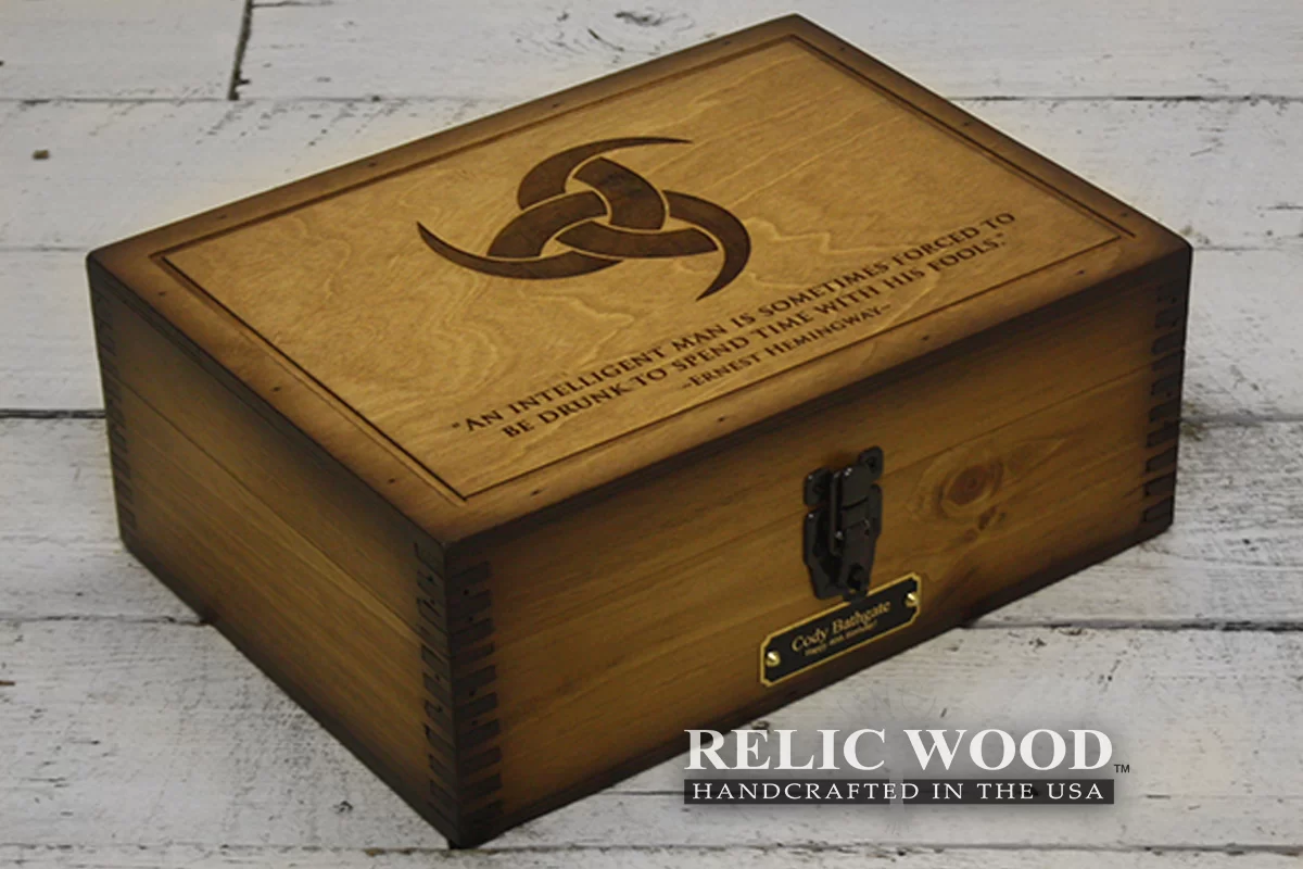 Custom Hunting Photo Alcohol Gift Set - Relic Wood