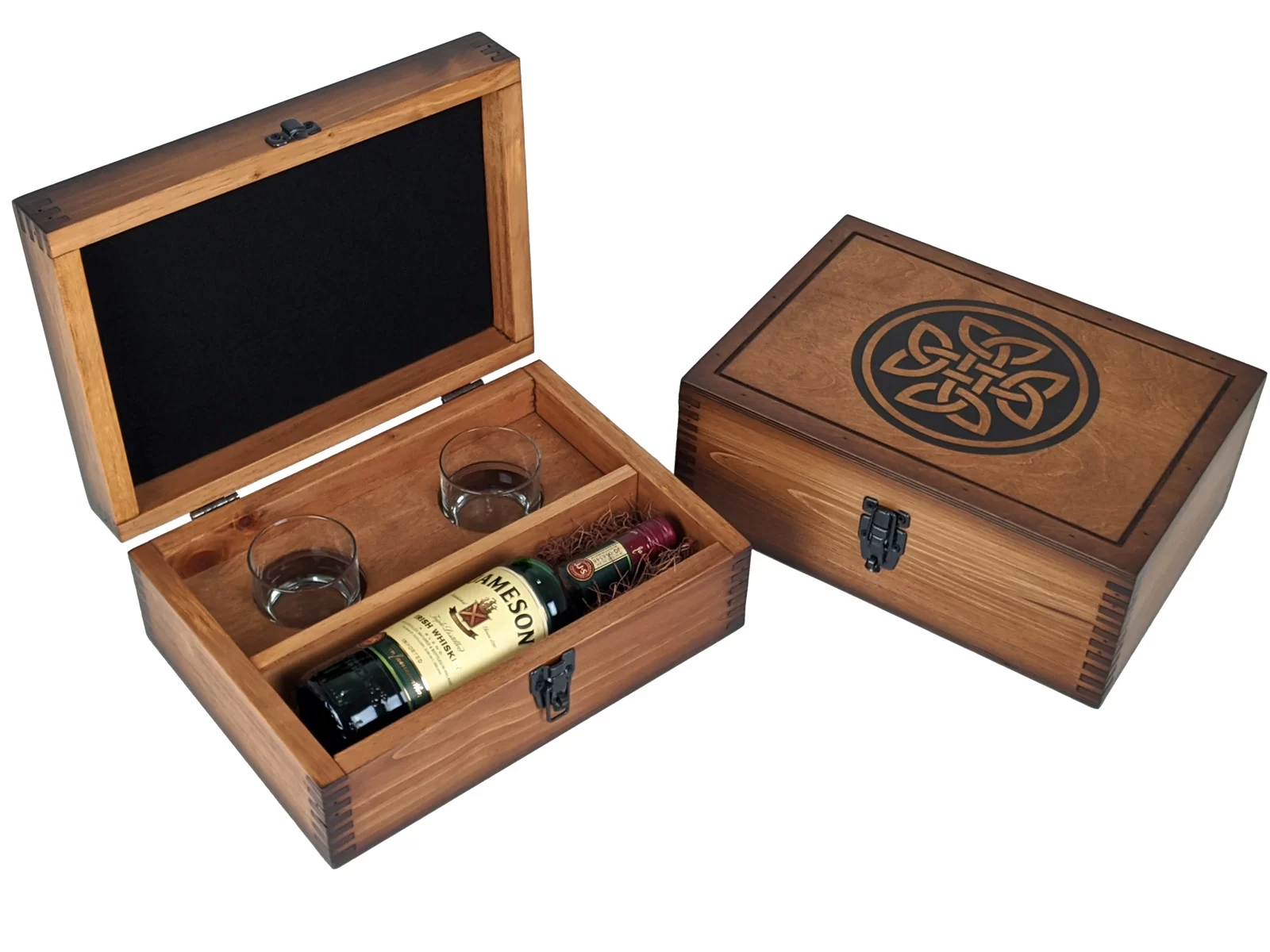 Celtic Knot Alcohol Gift Set - Relic Wood